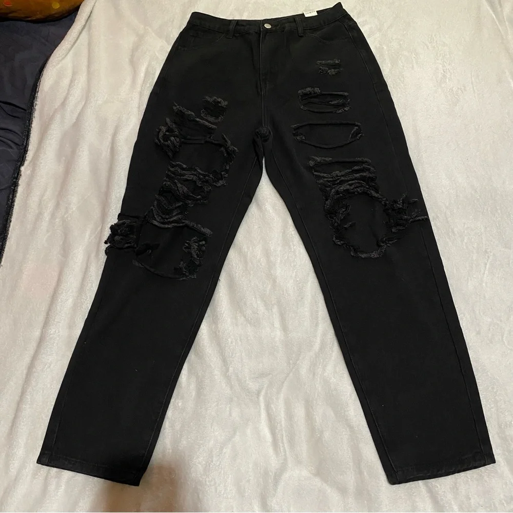 SOLD ❌ Shein Jeans - Picture 2 of 6